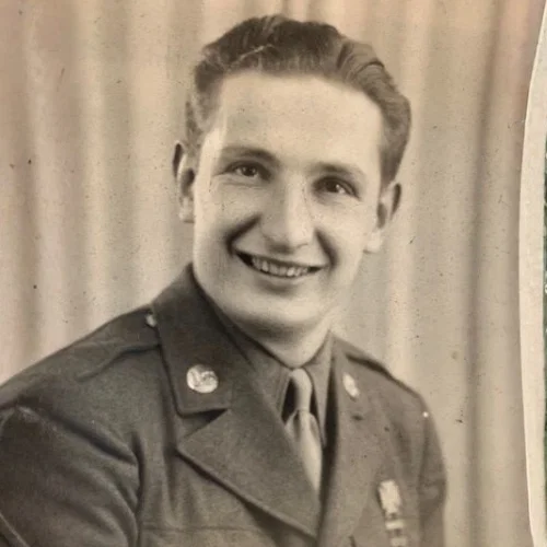 Picture of a young Shep Morris in uniform circa 1945